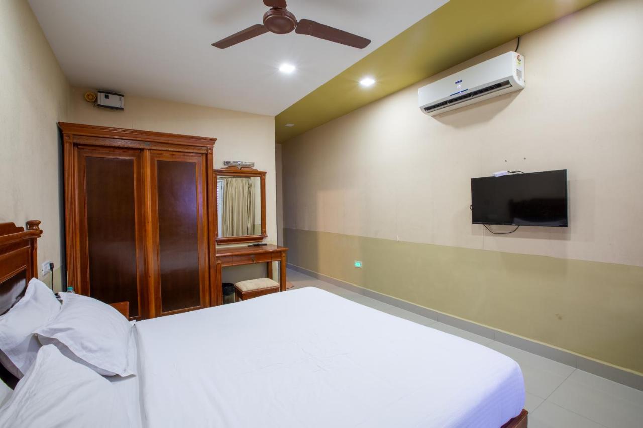 Hotel Svs Grande Pudukkottai Exterior foto